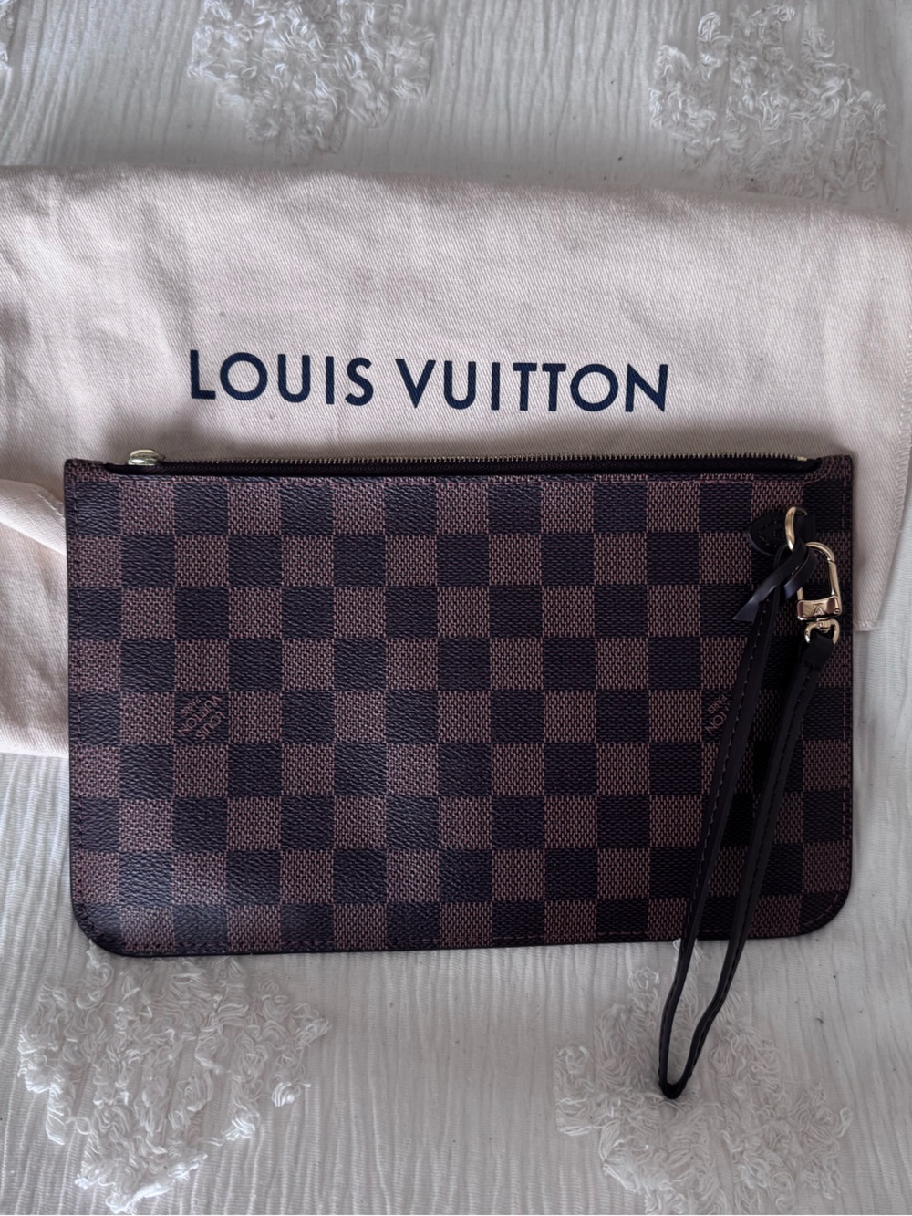 Louis Vuitton Damier Ebene Zip Wristlet - Dark Brown Checkered